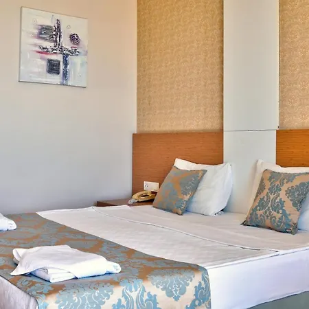 Blue Fish Resort 4*