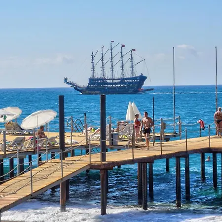 Blue Fish 4* Konaklı